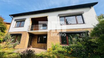 Grosszügiges Einfamilienhaus mit Panoramablick, Garage, Sauna und viel Potenzial, 37077 Göttingen, Einfamilienhaus